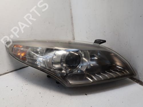 right-headlight-renault-megane-iii-hatchback-bz01_-b3_-2008-39220895 main image