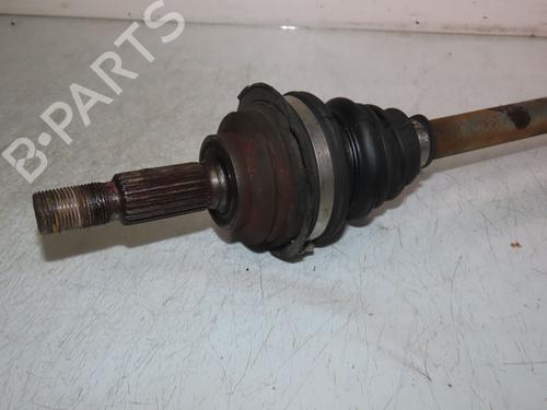 Left front driveshaft RENAULT CLIO IV (BH_) 0.9 TCe 90 (BHNF, BHMA, BHMH, BHJK, BHJR) | BP30951039M38