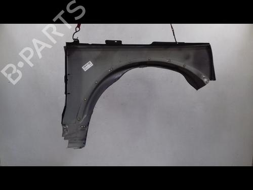 Left front fenders LAND ROVER DISCOVERY III (L319) 2.7 TD 4x4 | BP15421061C41