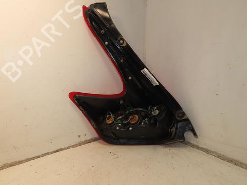 right-taillight-nissan-juke-f15-2010-2011-2012-2013-2014-2015-2016-2017-2018-2019-31747705 main image
