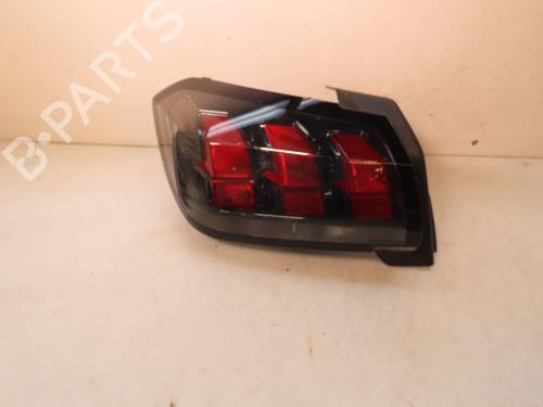 Used Left taillight PEUGEOT 208 II (UB_, UP_, UW_, UJ_) 1.5 BlueHDI 100 (102 hp) 21672577
