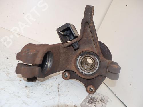 Used Right front steering knuckle Right front steering knuckle PEUGEOT 206+ (2L_, 2M_) 1.4 i (2LKFWA, 2MKFWA) (75 hp) 36311025 36311025