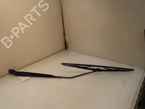 Used Front windshield wiper arm CITROËN C2 (JM_) 1.4 (73 hp) 26570783