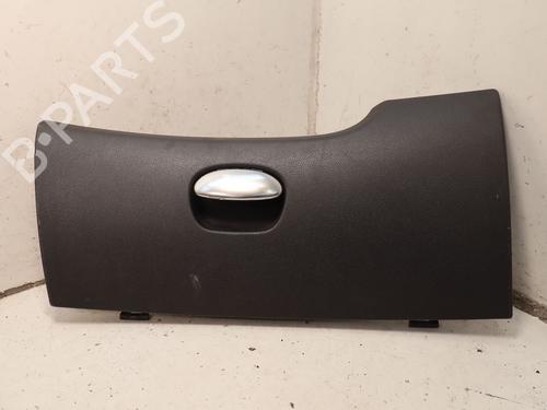 Used Glove box Glove box PEUGEOT 206+ (2L_, 2M_) 1.4 HDi eco 70 (68 hp) 33444297 33444297