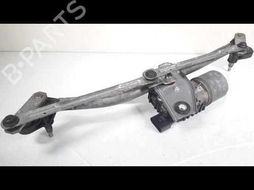 Used Front wiper motor LANCIA YPSILON (843_) 1.3 D Multijet (843.AXE11, 843.AXE1A) (90 hp) 8982961