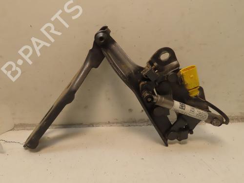 Used Hinge/Door check strap AUDI A3 Sportback (8VA, 8VF) 1.4 TSI (150 hp) 30952799