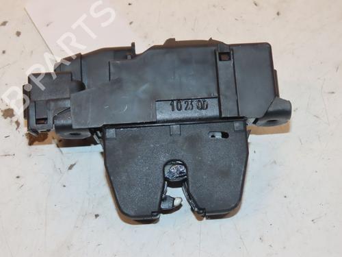 tailgate-lock-citroen-c3-iii-sx-2016-33137733 main image