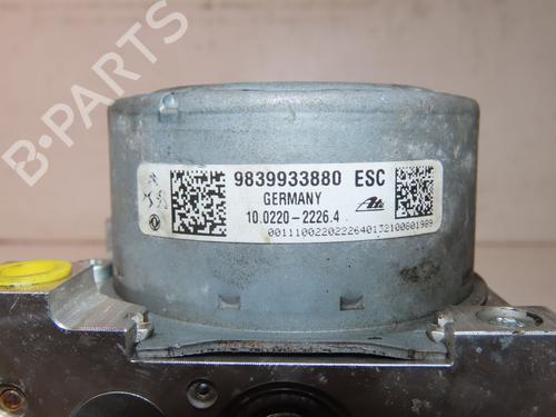 Used ABS pump PEUGEOT 208 II (UB_, UP_, UW_, UJ_) 1.2 PureTech 100 (101 hp) 31030778