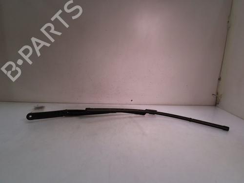 Used Front windshield wiper arm VW GOLF VII (5G1, BQ1, BE1, BE2) 1.2 TSI (105 hp) 16361986