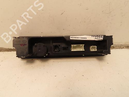 Used Climate control BMW 3 Convertible (E46) 330 Cd (204 hp) 32458173