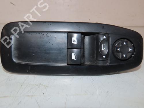 Left front window switch PEUGEOT 208 I (CA_, CC_) 1.2 VTI 82 | BP25376317I27