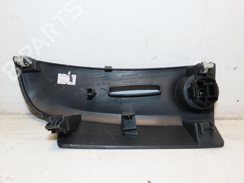switch-renault-clio-iv-bh_-2012-2013-2014-2015-2016-2017-2018-2019-2020-2021-30979587 main image