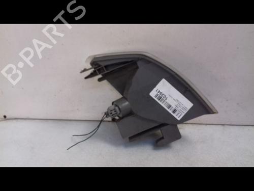 Used Left front indicator NISSAN X-TRAIL I (T30) 2.2 dCi 4x4 (136 hp) 10292060
