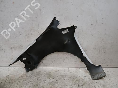 Używane Błotnik przedni prawy Błotnik przedni prawy TOYOTA AURIS (_E15_) 1.4 D-4D (NDE150_, NDE150R) (90 hp) 36053881 36053881