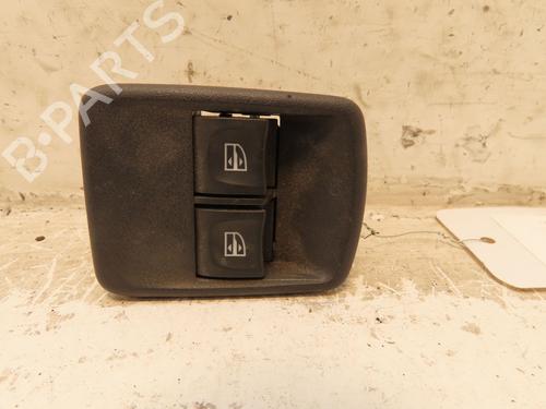 Used Left front window switch DACIA SANDERO II 1.0 TCe 100 (B8ML) (101 hp) 30953512