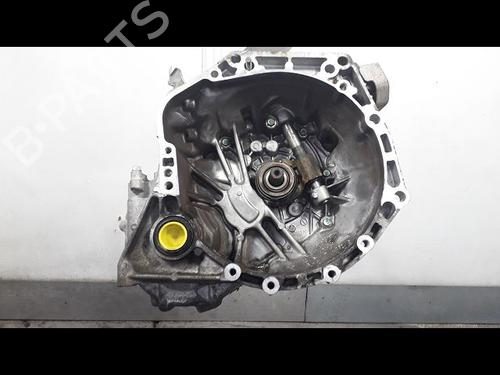 gearbox-toyota-yaris-_p9_-2005-2006-2007-2008-2009-2010-2011-2012-2013-2014-23149544 main image