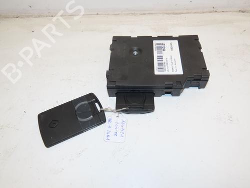 Used Card reader RENAULT CLIO IV (BH_) 1.5 dCi 75 (75 hp) 30979465