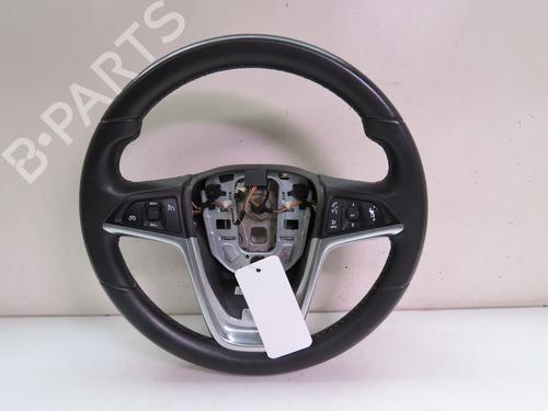 Used Steering wheel OPEL MERIVA B MPV (S10) 1.3 CDTI (75) (95 hp) 15672186