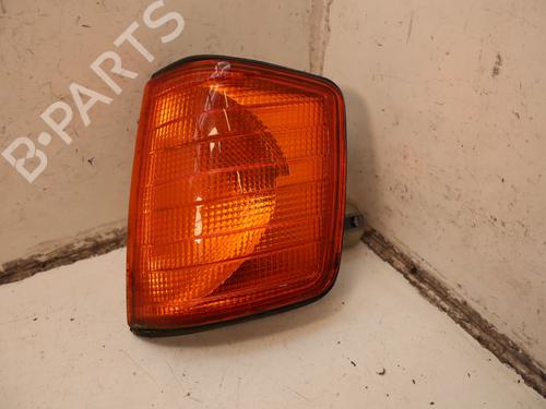 Clignotant avant gauche MERCEDES-BENZ 190 (W201) E 2.0 (201.024) (122 hp) 33137819