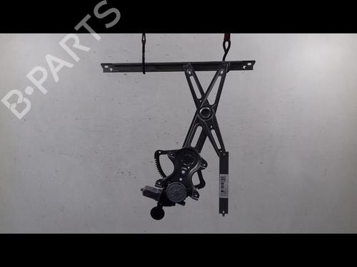 Used Front right window mechanism TOYOTA YARIS (_P13_) 1.5 Hybrid (NHP130_, NHP130) (101 hp) 10990650