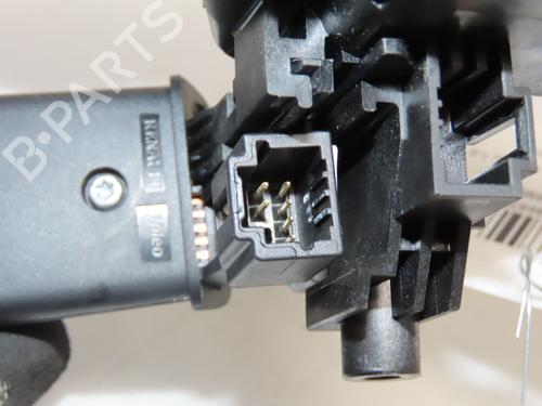 Used Steering column stalk RENAULT CLIO V (B7_) 1.0 TCe 90 (B7MT) (91 hp) 25885757