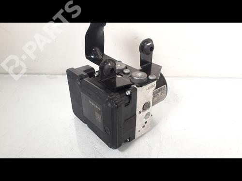 Used ABS pump VOLVO V50 (545) D3 (150 hp) 11488040