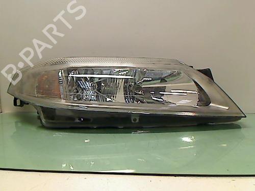 Used Right headlight Right headlight RENAULT LAGUNA II (BG0/1_) 1.8 16V (BG04, BG0B, BG0C, BG0V) (117 hp) 23153147 23153147