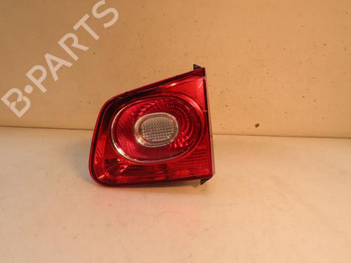 right-tailgate-light-vw-tiguan-5n_-20-tdi-4motion-5n0945108c-2007-2008-2009-2010-2011-2012-2013-2014-2015-2016-2017-2018-17215010 main image