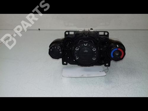 Used Climate control FORD FIESTA VI (CB1, CCN) 1.4 TDCi (70 hp) 8979394