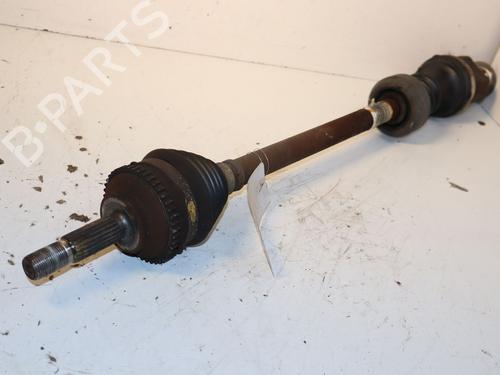 Used Right front driveshaft Right front driveshaft RENAULT TWINGO I (C06_) 1.2 (C066, C068) (58 hp) 33632475 33632475