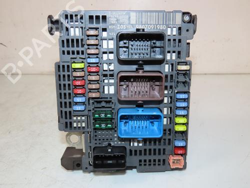 Fuse box PEUGEOT 308 II (LB_, LP_, LW_, LH_, L3_) 1.6 HDi 100 | BP27621793E1 