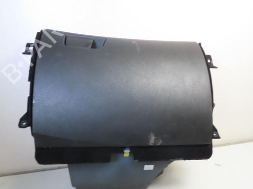 Handskerum RENAULT MEGANE IV Hatchback (B9A/M/N_) 1.2 TCe 130 (B9MR) (130 hp) 22185991