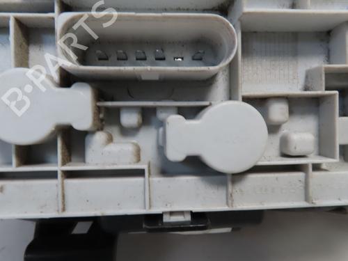 right-taillight-vw-caddy-iv-box-bodympv-saa-sah-2015-2016-2017-2018-2019-2020-26657254 main image