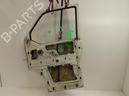 Porta frente direita VW TRANSPORTER T4 Bus (70B, 70C, 7DB, 7DK, 70J, 70K, 7DC, 7DJ) 2.5 TDI (102 hp) 30629882