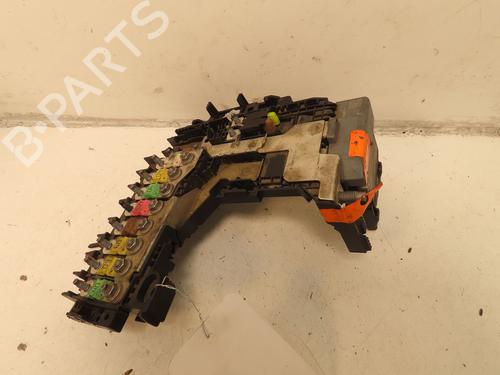 Used Fuse box PEUGEOT 508 II (FB_, FH_, F3_) 1.5 BlueHDI 130 (FBYHZJ, FBYHZR) (131 hp) 30950779