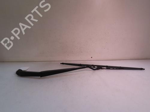 Used Front windshield wiper arm SUZUKI CELERIO (LF) 1.0 (AVK310) (68 hp) 16859959