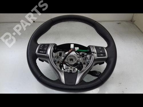 Used Steering wheel TOYOTA YARIS (_P13_) 1.3 (NSP130_, NSP130) (99 hp) 8983216