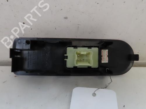 Used Switch RENAULT CAPTUR I (J5_, H5_) 0.9 TCe 90 (90 hp) 24119113