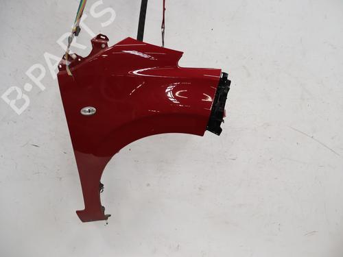 Used Right front fenders Right front fenders 38428558 38428558