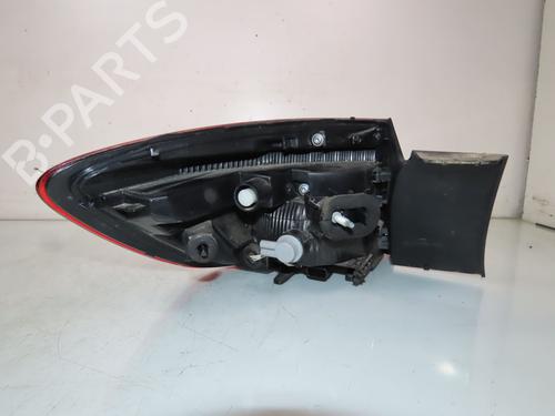 Used Right taillight RENAULT CLIO V (B7_) 1.0 TCe 100 (B7MT) (101 hp) 27489072