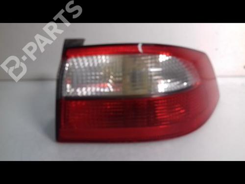 Used Right taillight RENAULT LAGUNA II (BG0/1_) 1.8 16V (BG04, BG0B, BG0C, BG0V) (117 hp) 10863103