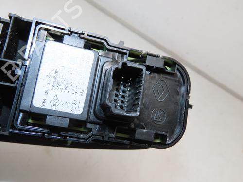 Used Left front window switch RENAULT CLIO IV (BH_) 0.9 TCe 90 (BHNF, BHMA, BHMH, BHJK, BHJR) (90 hp) 26463099