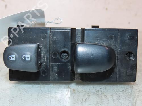 Used Switch Switch NISSAN JUKE (F15) 1.2 DIG-T (115 hp) 20217976 20217976