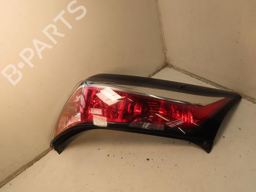 Rückleuchte Links für TOYOTA AYGO (_B4_) 1.0 (KGB40) (69 hp) 31576145