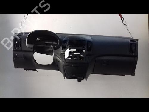 Used Dashboard HYUNDAI i30 (FD) 1.6 CRDi (90 hp) 8980152