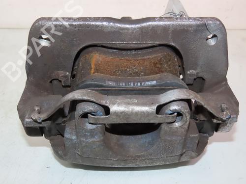 Used Right front brake caliper PEUGEOT 3008 II SUV (MC_, MR_, MJ_, M4_) 1.2 THP/ PureTech 130 (MRHNSM, MRHNSU, MRHNSJ, MRHNYW,... (131 hp) 25622840