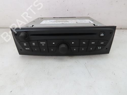 Used Radio RENAULT CLIO III (BR0/1, CR0/1) 1.2 16V (BR02, BR0J, BR11, CR02, CR0J, CR11) (75 hp) 19133272