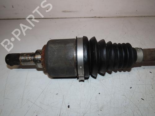 Drivaksel fortil venstre LANCIA YPSILON (312_) 0.9 TwinAir (312.PXG11, 312.PXG1A, 312.YXG11, 312.YXG1A) (86 hp) 31055209