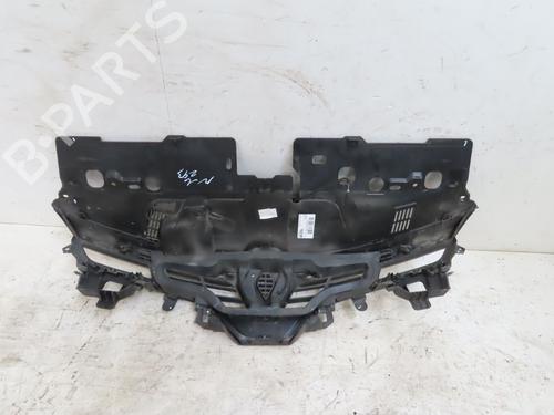 grille-renault-clio-iv-bh_-2012-2013-2014-2015-2016-2017-2018-2019-2020-2021-32277151 main image