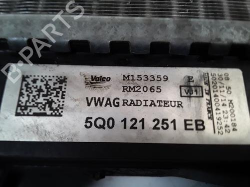 Used Water radiator Water radiator VW GOLF VII (5G1, BQ1, BE1, BE2) 1.2 TSI (105 hp) 9003902 9003902